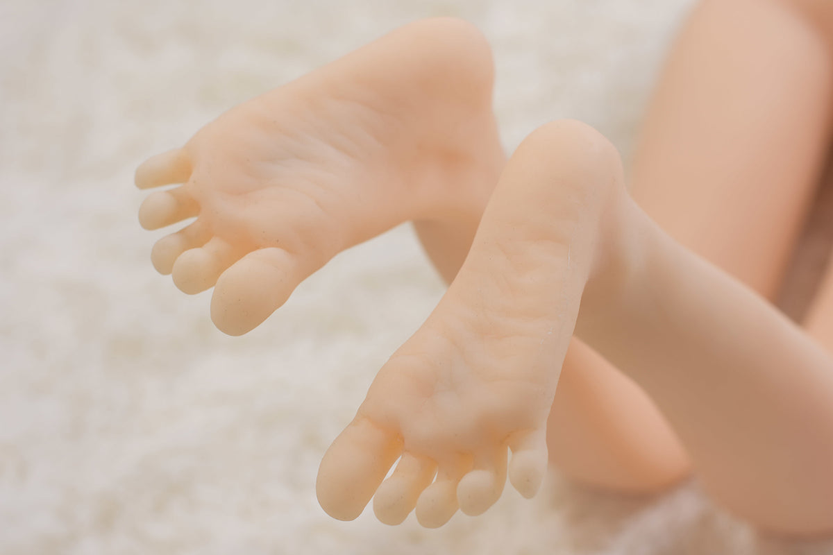 70cm Female Torso W/Leg